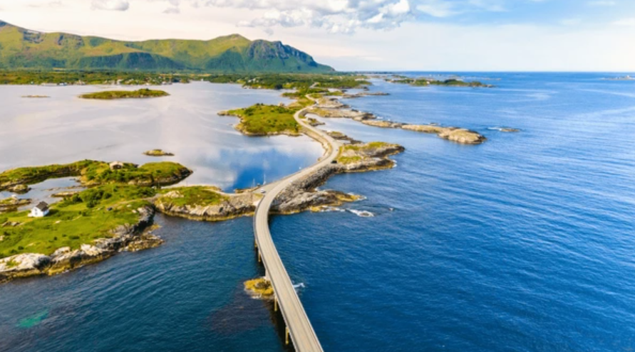 Atlantic Ocean Road, Møre og Romsdal, Norway